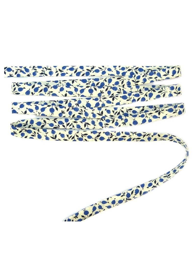 Biais Liberty Tana Ed fond crème fleurs bleues - 25 cm Biais Liberty Tana Ed fond crème fleurs bleues - 25 cm