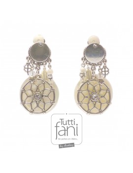 Boucles d'oreilles clips nacre et breloques attrape-rêves
